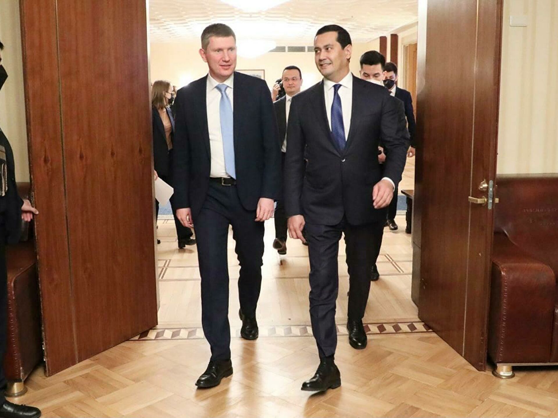 Россия и Узбекистан откроют таможенные представительства